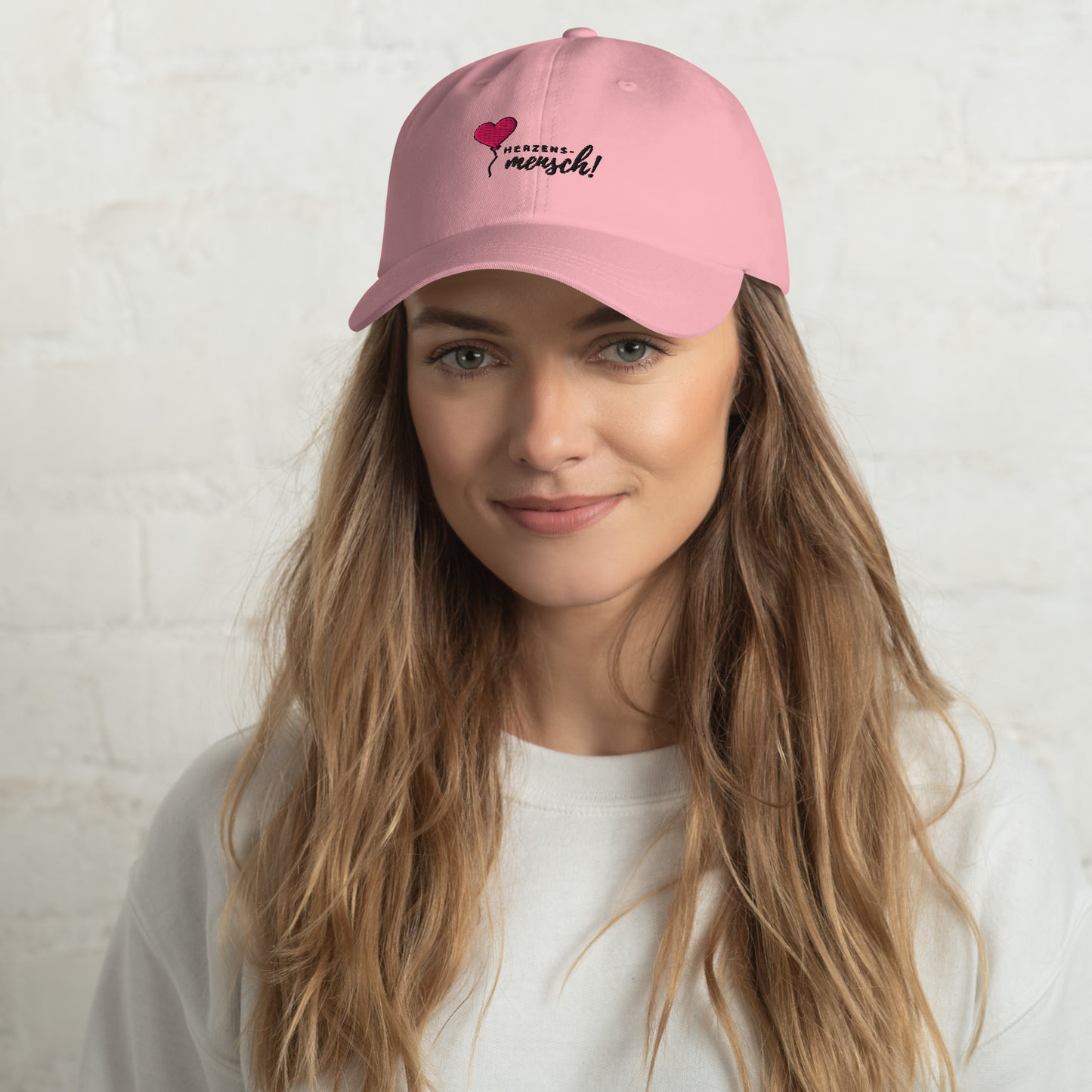 Herzensmensch Kappe mit rosa Herzluftballon – Bestickt mit Liebe in 3 Farben