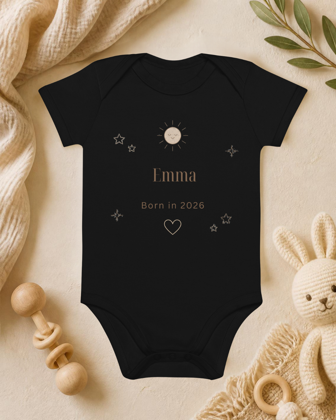 Born This Year – Personalisierter Baby Body aus Bio-Baumwolle – Name & Geburtsjahr